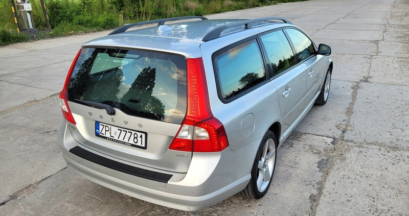 Volvo V70 cena 18000 przebieg: 425000, rok produkcji 2008 z Góra małe 232